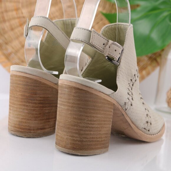 Rebels Womens Rayna Sandal Size 7 Beige Gray Suede Block Heel Open Toe Bootie - Picture 4 of 12